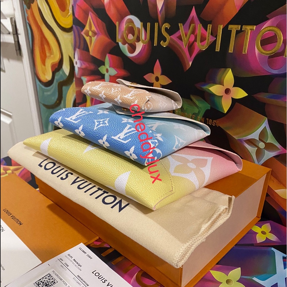 ⛱🏊🏼‍♀️Authentic Brand NEW Louis Vuitton Limited Edition Kirigami Set Pochette - Picture 7 of 14